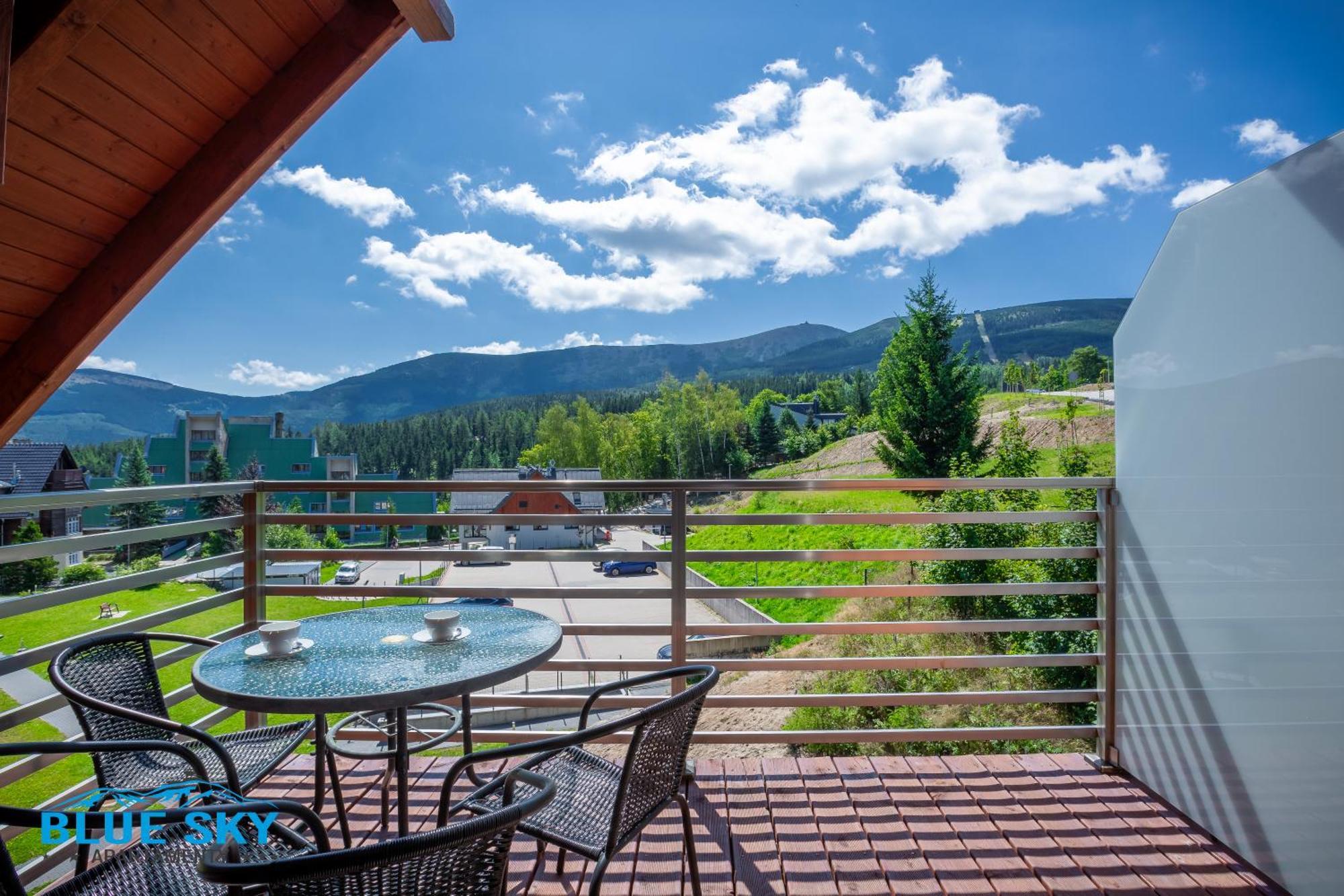Apartamenty Bluesky - Karkonoska 13, Z Widokiem Na Gory, Blisko Szlakow I Wyciagow, W Zielonej Okolicy Karpacz Buitenkant foto
